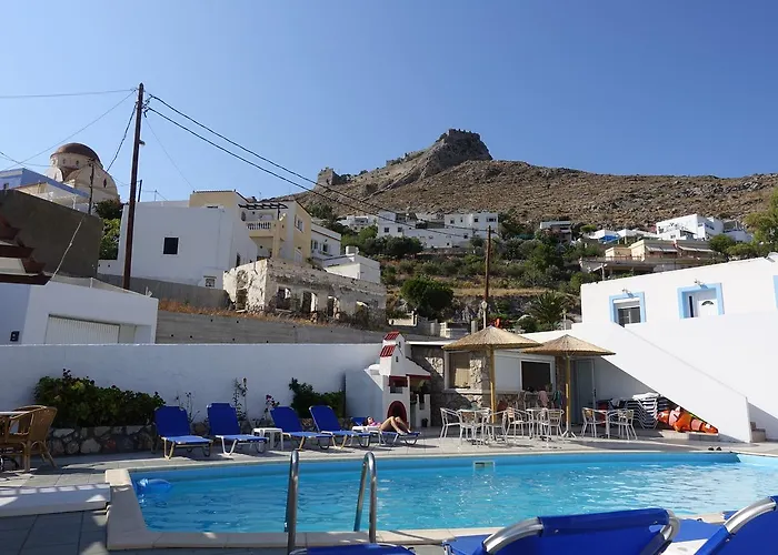 Nikis شقة فندقية 3*